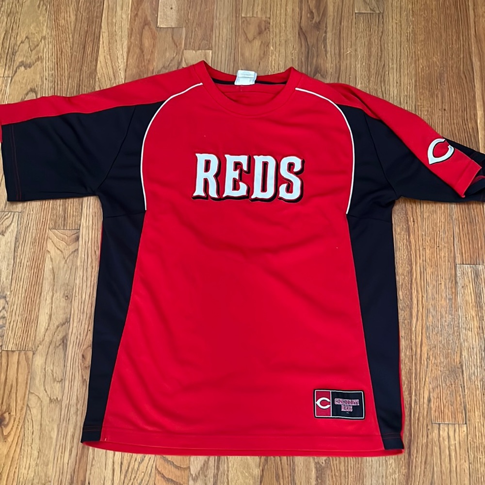 Mens MLB Cincinnati Reds jersey Sz L. No rips or stains